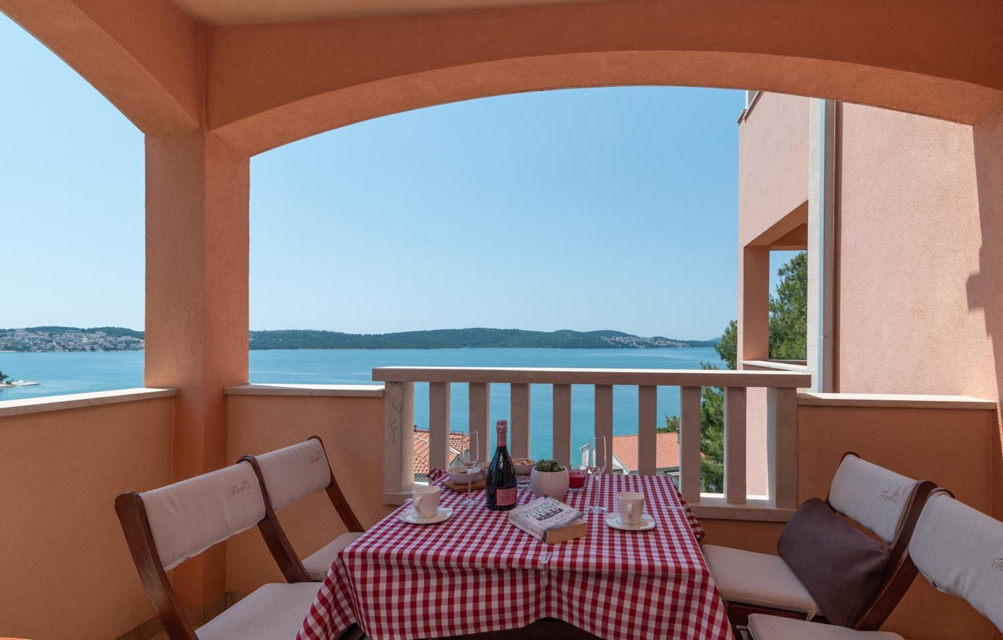 Villa Tonina Trogir Exterior foto
